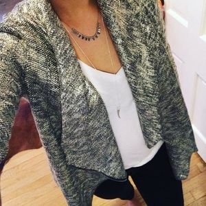 Stella & Dot Delicate Horn Necklace